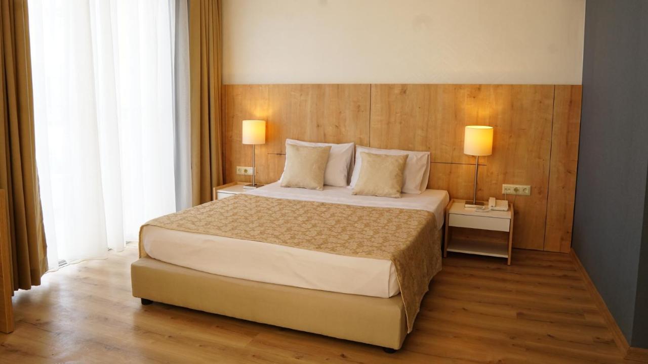 Hotel Felizya Кемер Екстериор снимка