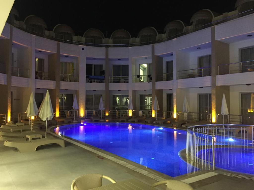 Hotel Felizya Кемер Екстериор снимка