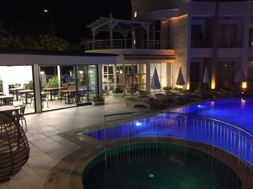 Hotel Felizya Кемер Екстериор снимка